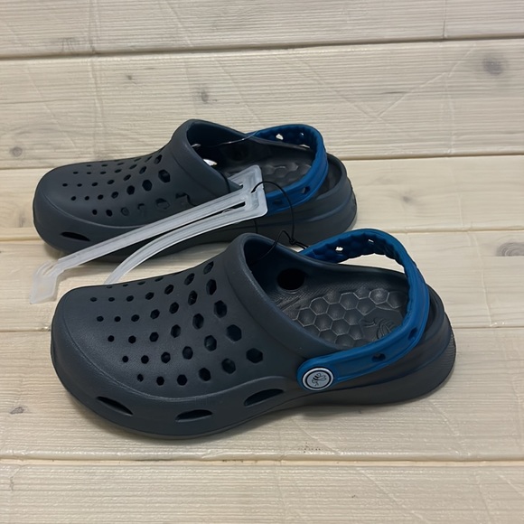 Kids active clogs NWT - Picture 3 of 5